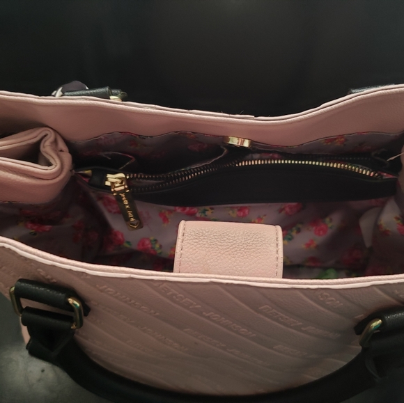 Betsey Johnson Purse - Picture 3 of 4